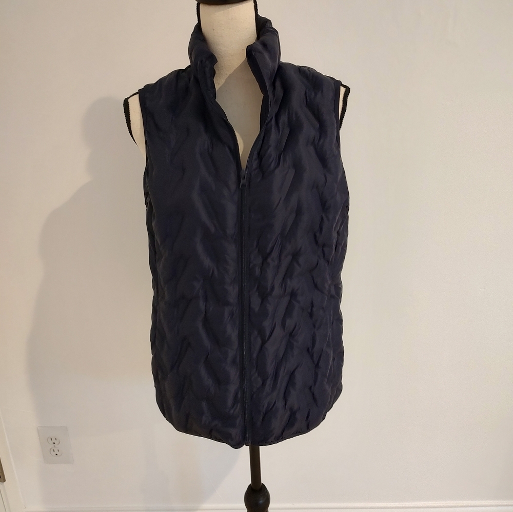 Tangerine Women's Puffer Padded Vest Navy Blue NWOT Size M